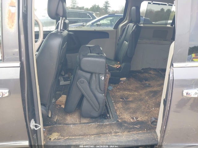 Chrysler Town & Country Touring