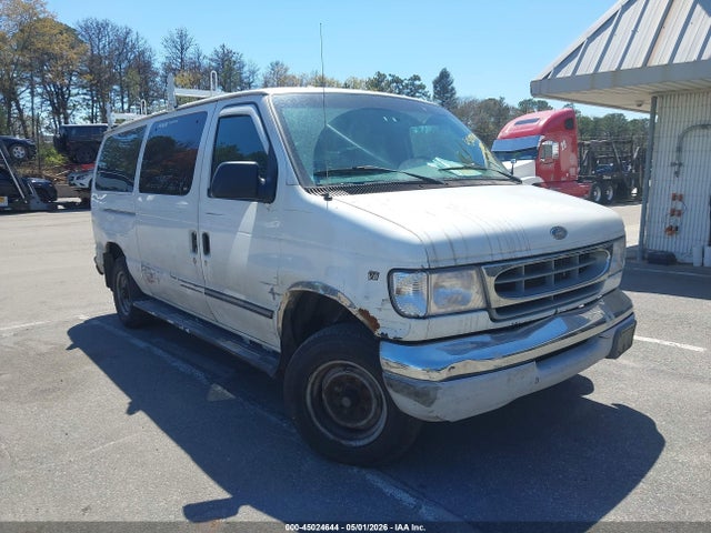 Salvage Ford Club Wagon Image