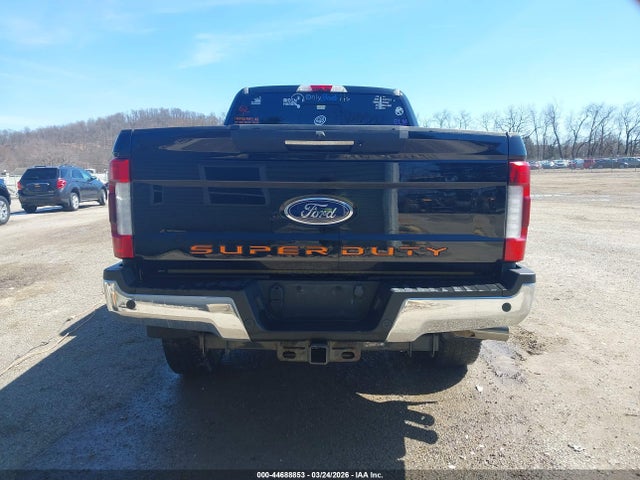 Ford F-250 Lariat