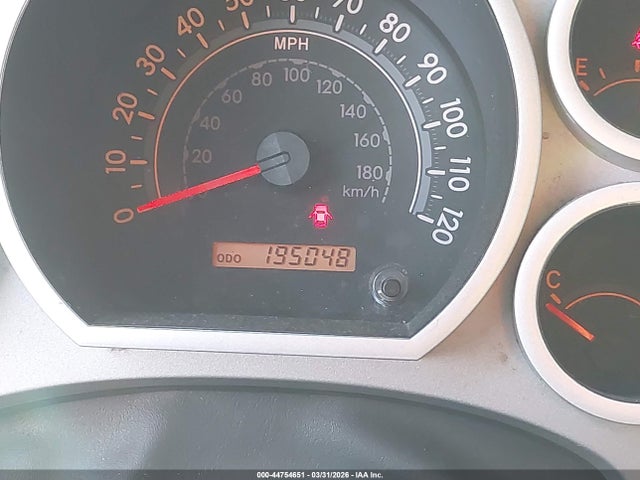 Toyota Sequoia Sr5 5.7l V8