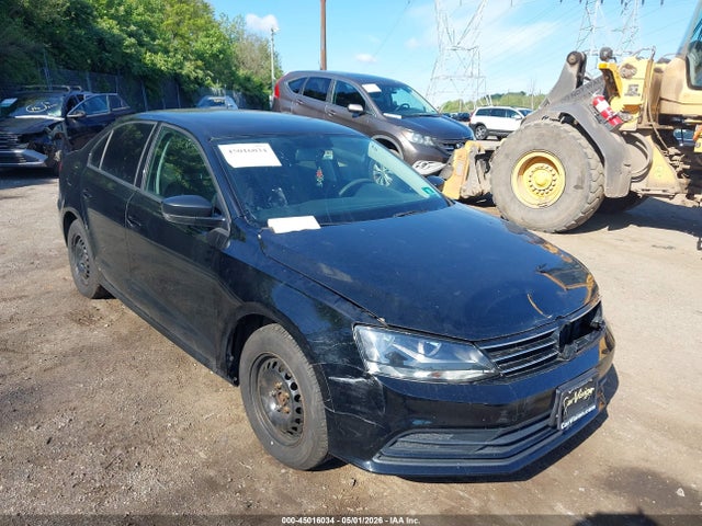 Salvage Volkswagen Jetta Image