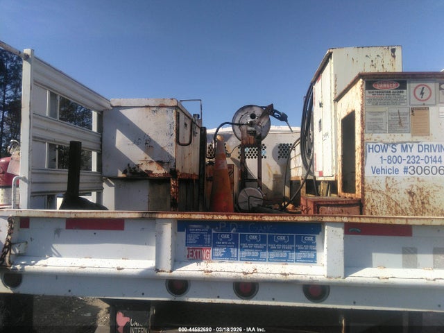 International 7000 7300