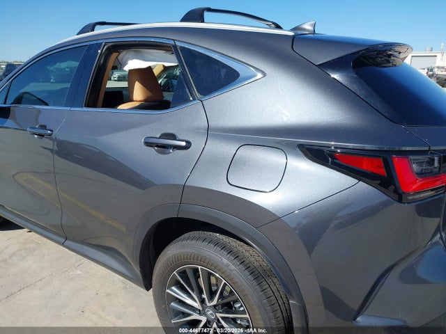 Lexus NX Premium
