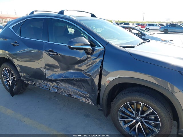 Lexus NX Premium