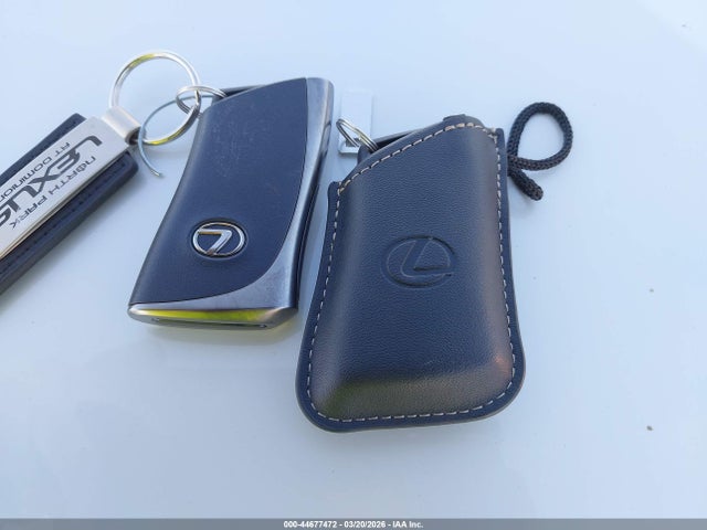 Lexus NX Premium