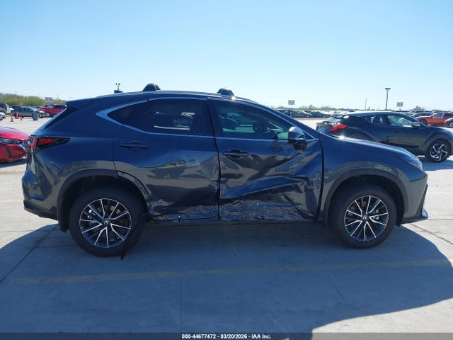 Lexus NX Premium