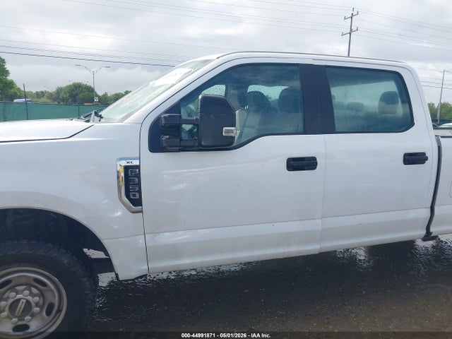 Ford F-350 Xl