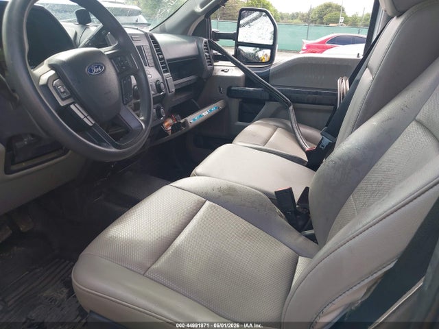 Ford F-350 Xl