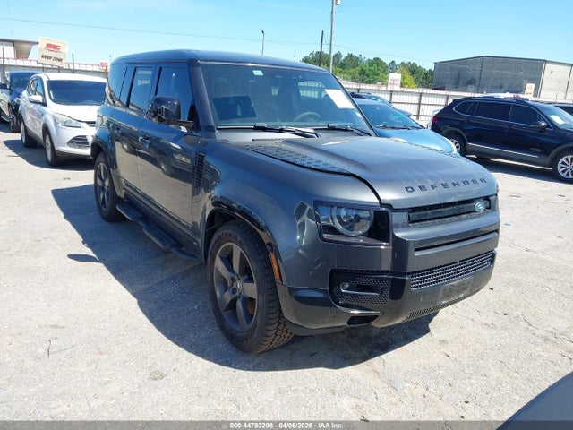Salvage Land Rover Defender Image