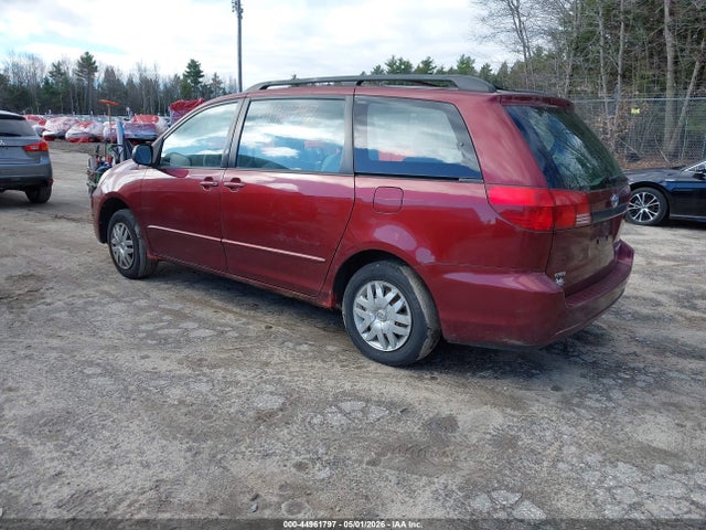 Toyota Sienna Ce