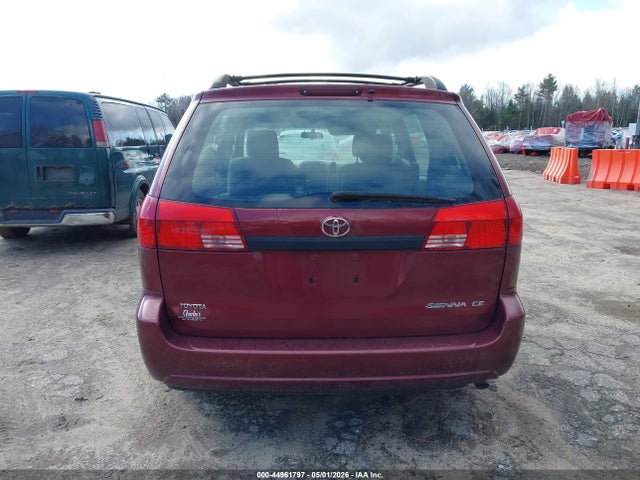 Toyota Sienna Ce