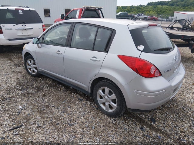 Nissan Versa 1.8sl