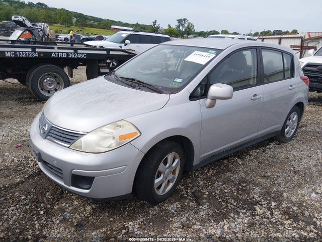 Nissan Versa 1.8sl