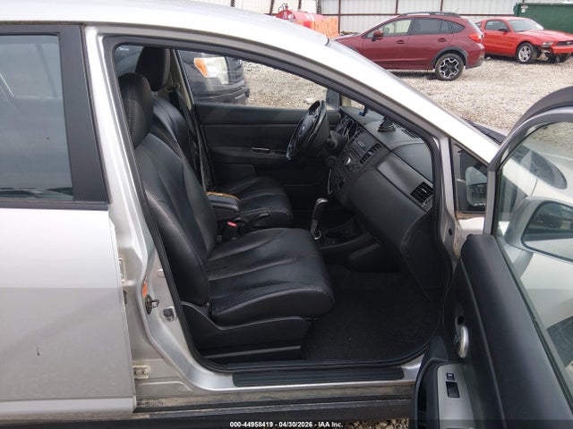 Nissan Versa 1.8sl