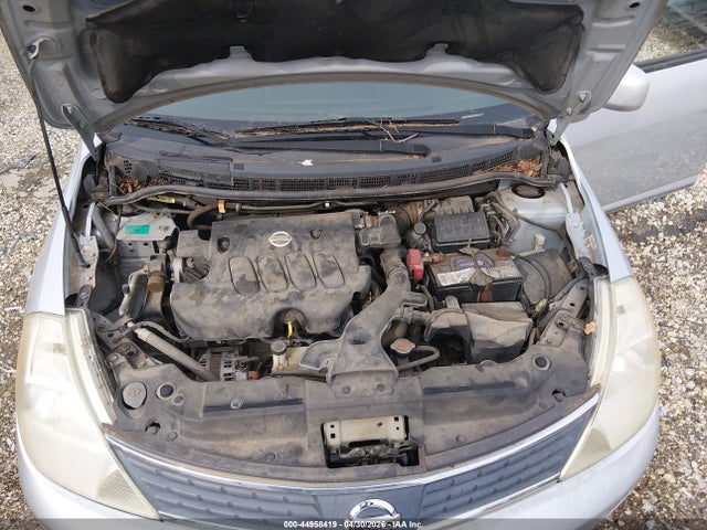 Nissan Versa 1.8sl