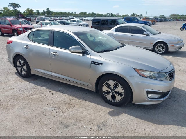 Salvage Kia Optima Image