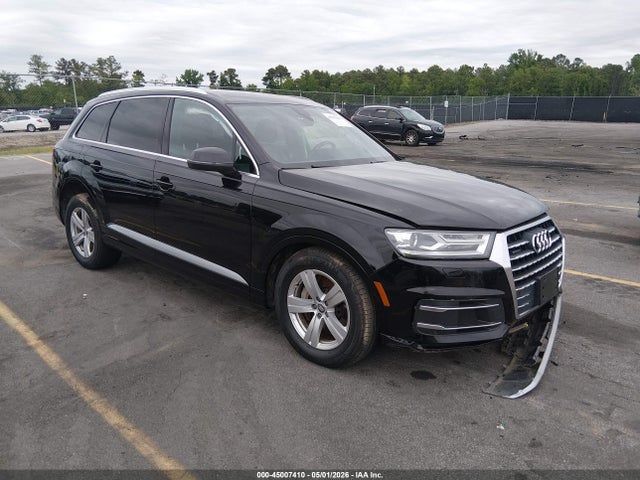 Salvage Audi Q7 Image