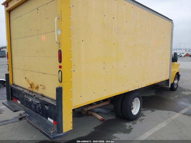 General Motors Savana Cutaway Work Van