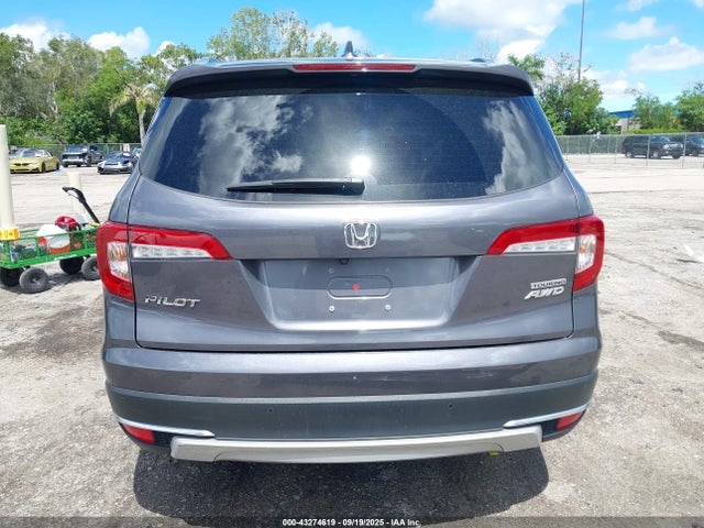 Honda Pilot Awd Touring 8 Passenger