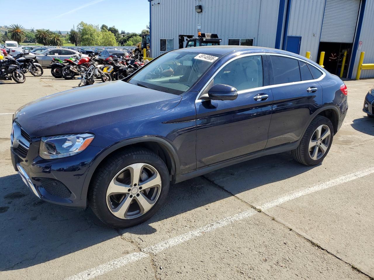Salvage Mercedes-Benz GLC Image