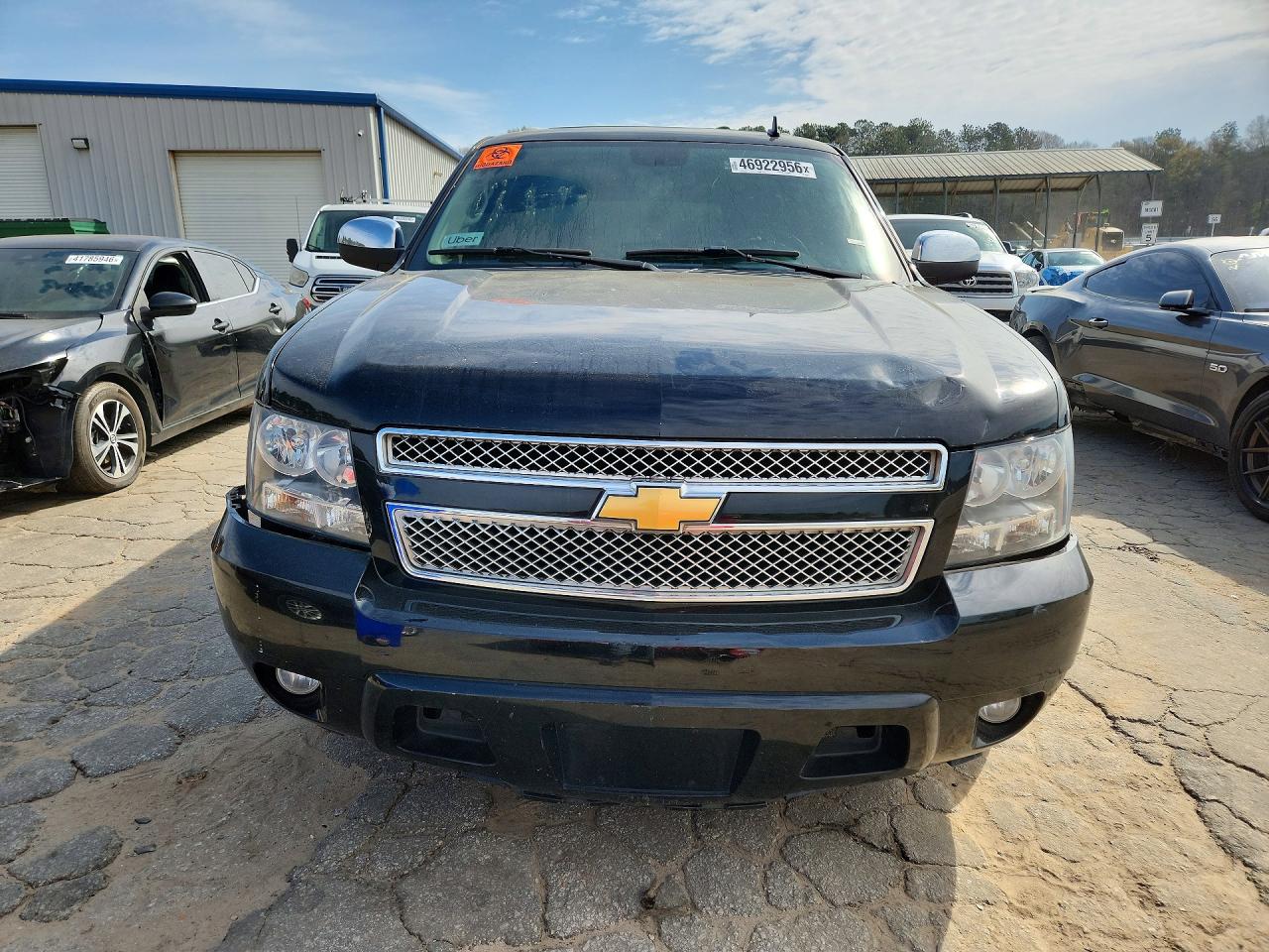 Chevrolet Suburban C1500 Lt