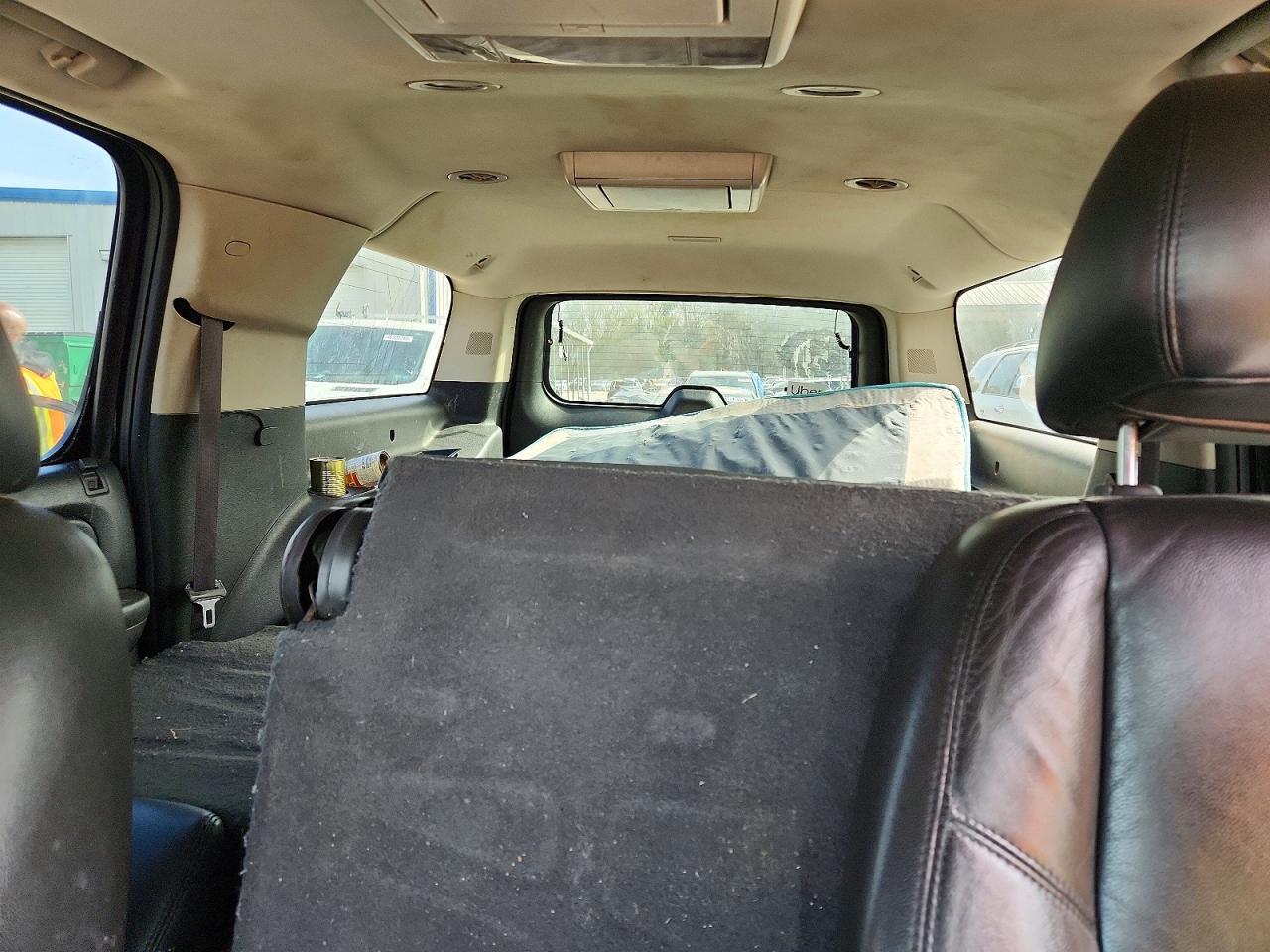 Chevrolet Suburban C1500 Lt