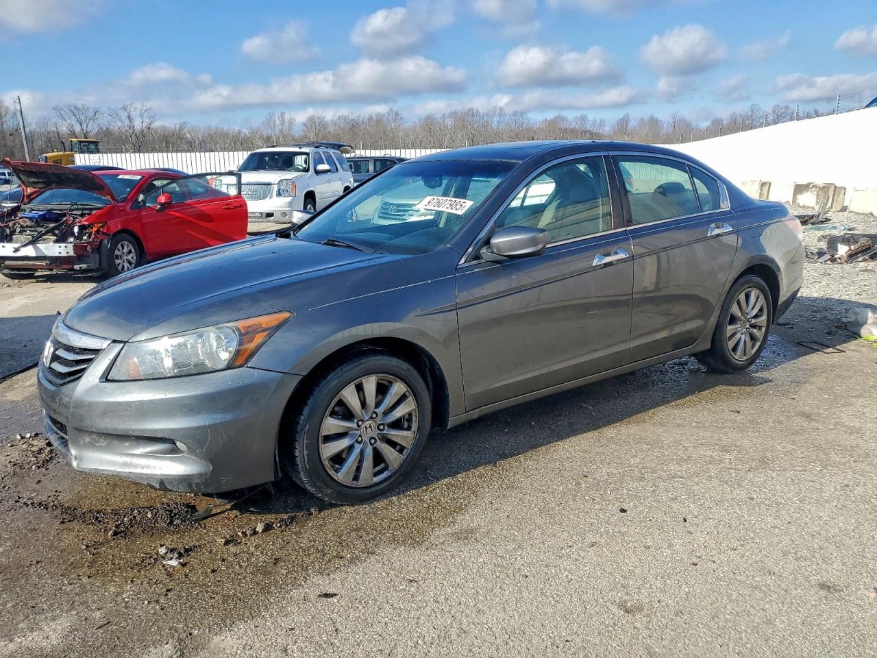 Salvage Honda Accord Image