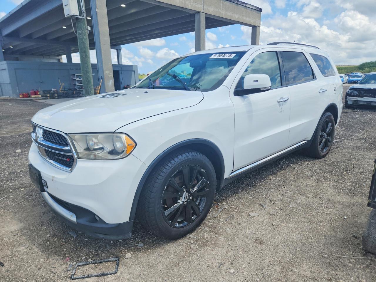 Salvage Dodge Durango Image
