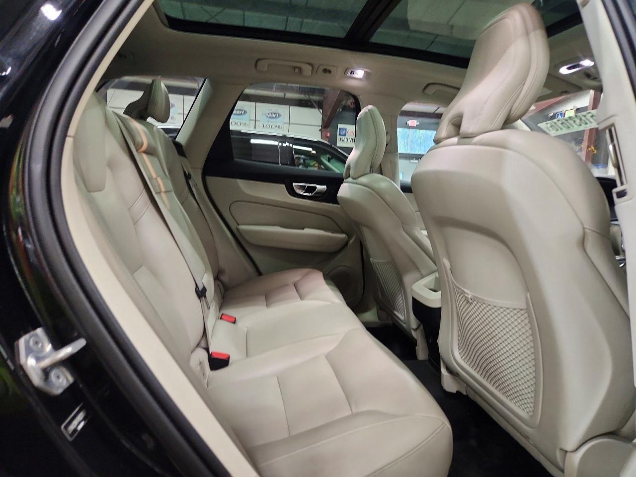 Volvo XC60 T6 Momentum