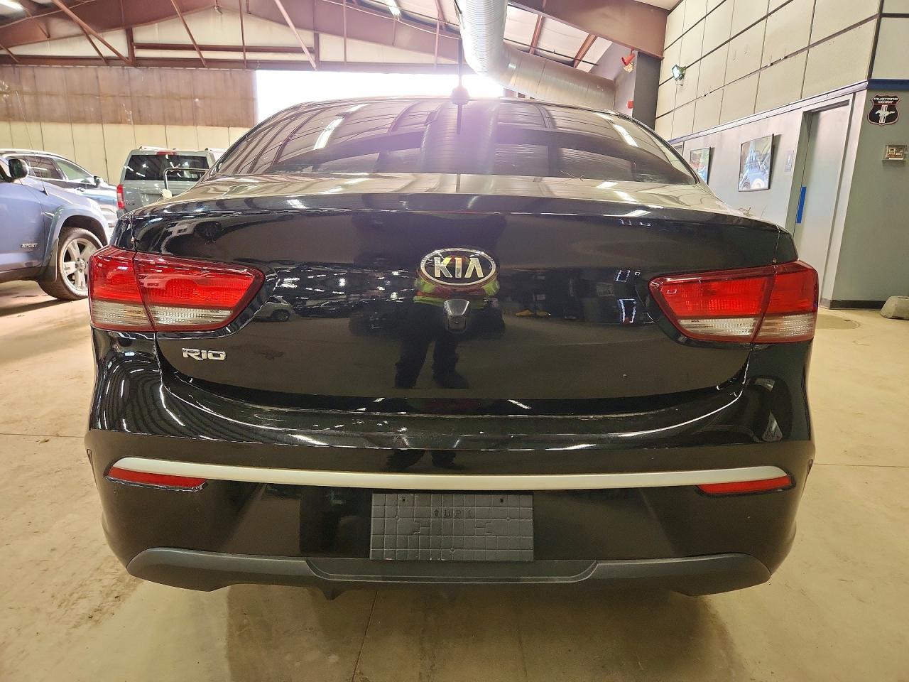 Kia Rio Lx