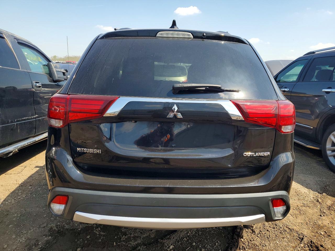 Mitsubishi Outlander Se