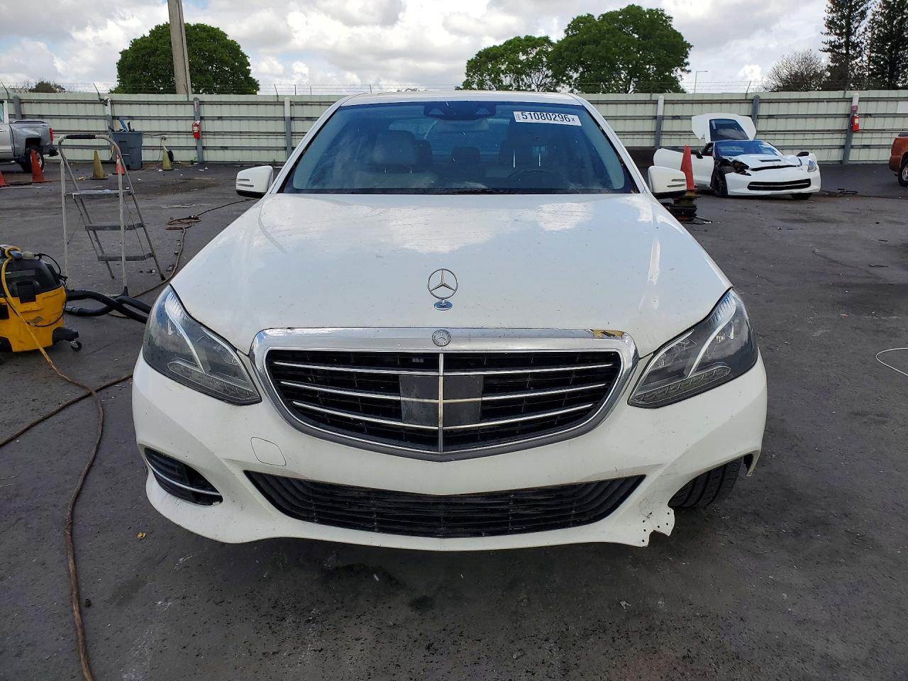 Mercedes-Benz E-Class 250 Bluetec