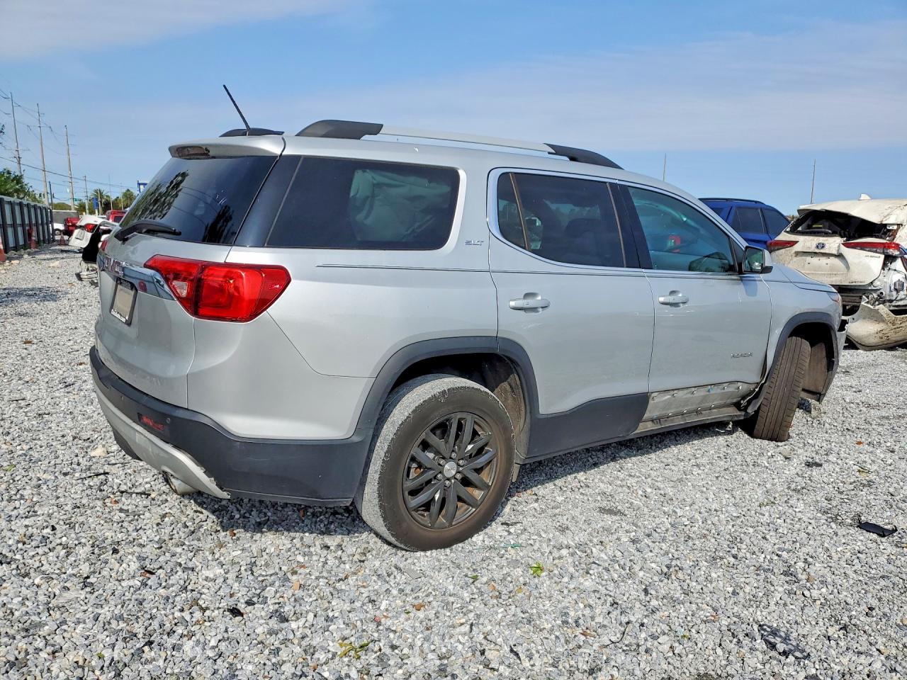 GMC Acadia Slt-1