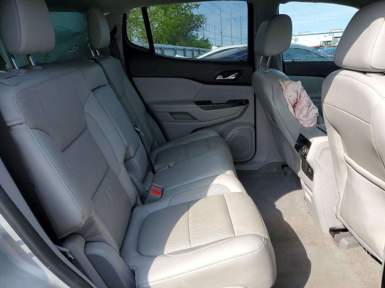GMC Acadia Slt-1