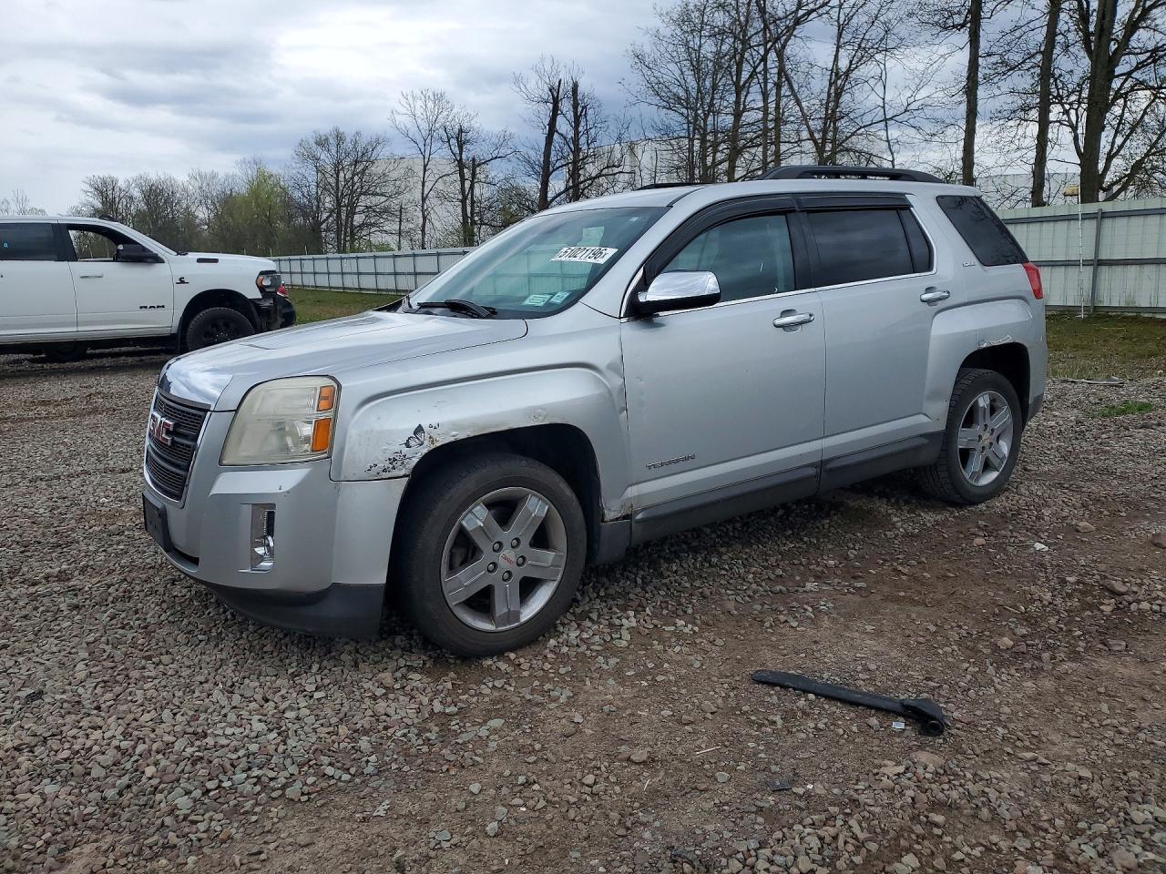 Salvage GMC Terrain Image