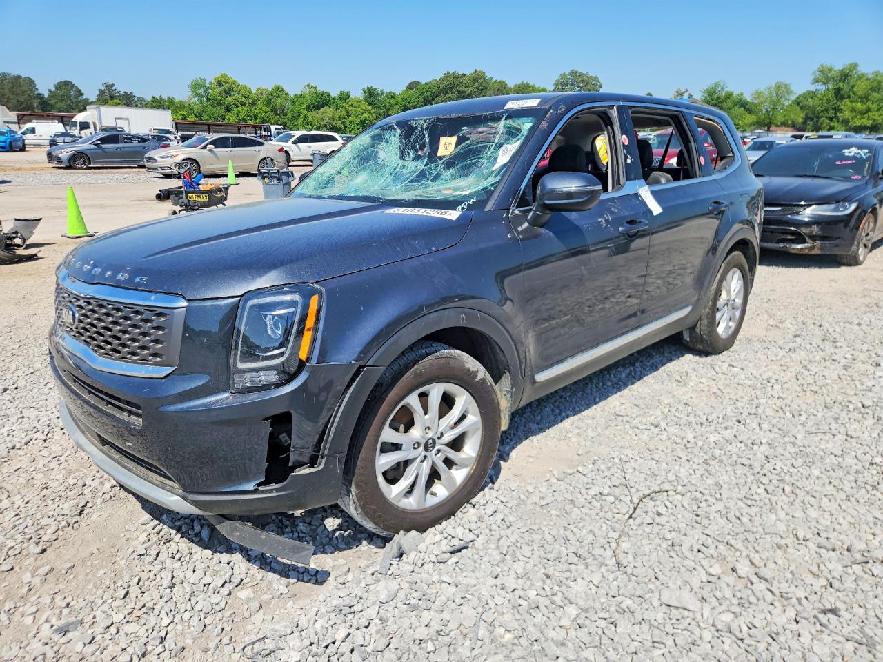 Salvage Kia Telluride Image