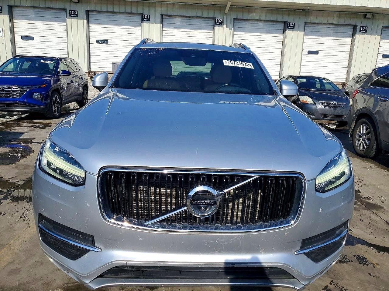 Volvo XC90 T5