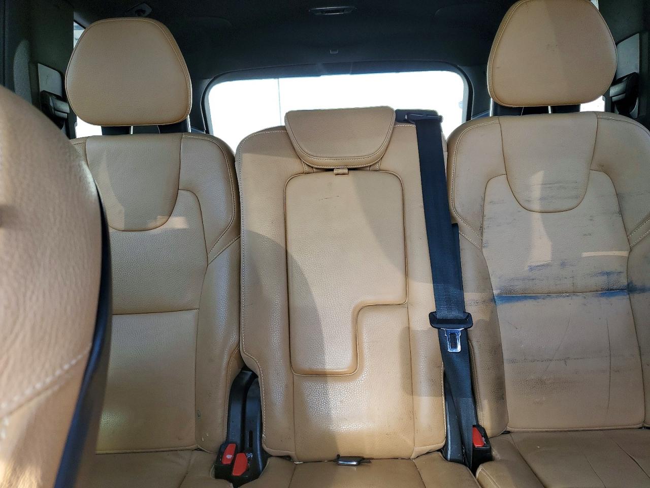 Volvo XC90 T5