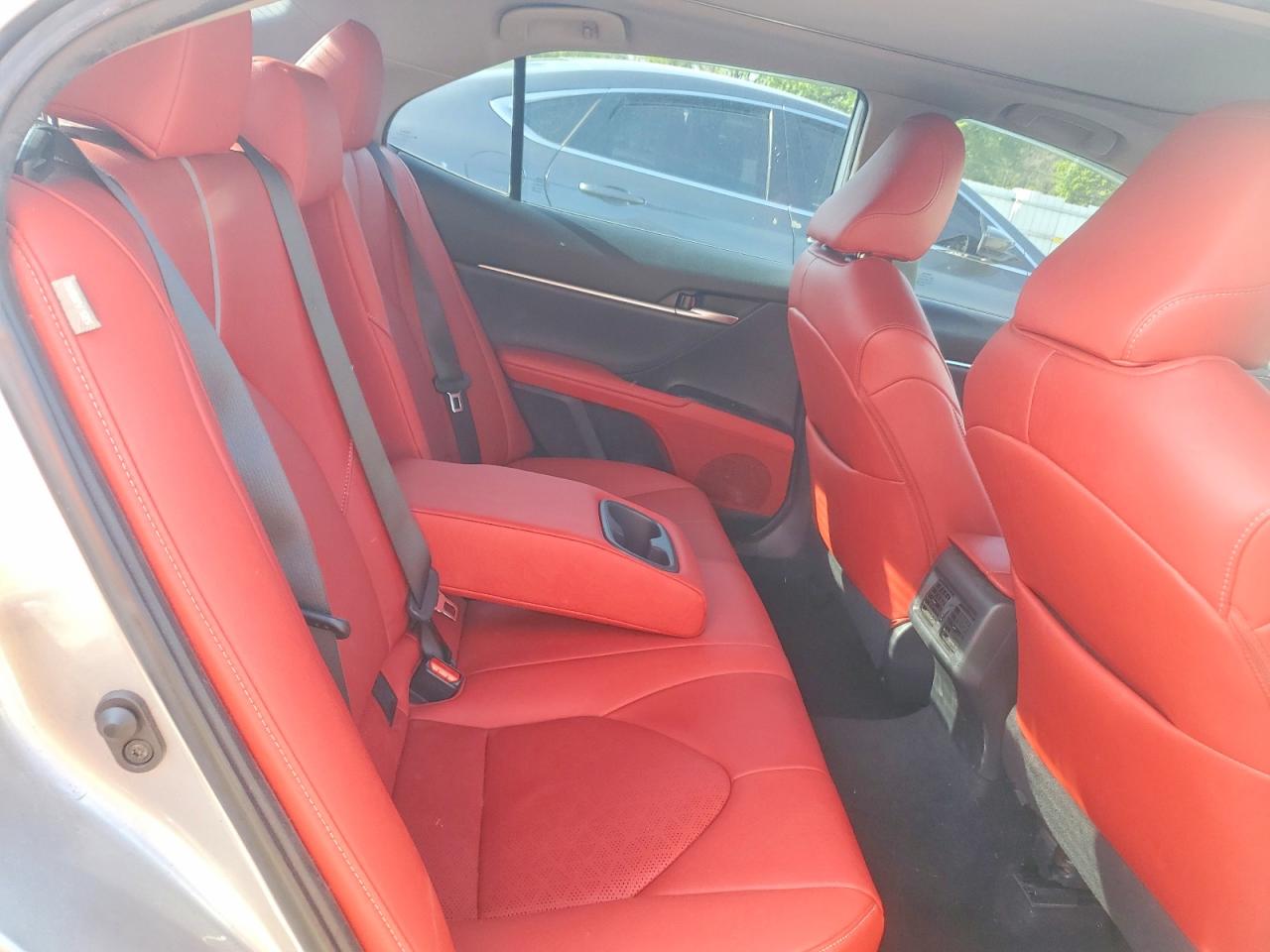 Toyota Camry Xse