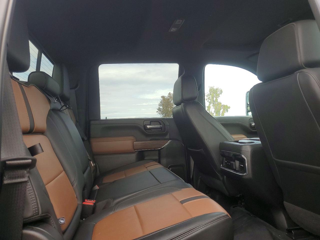 Chevrolet Silverado K3500 High Country
