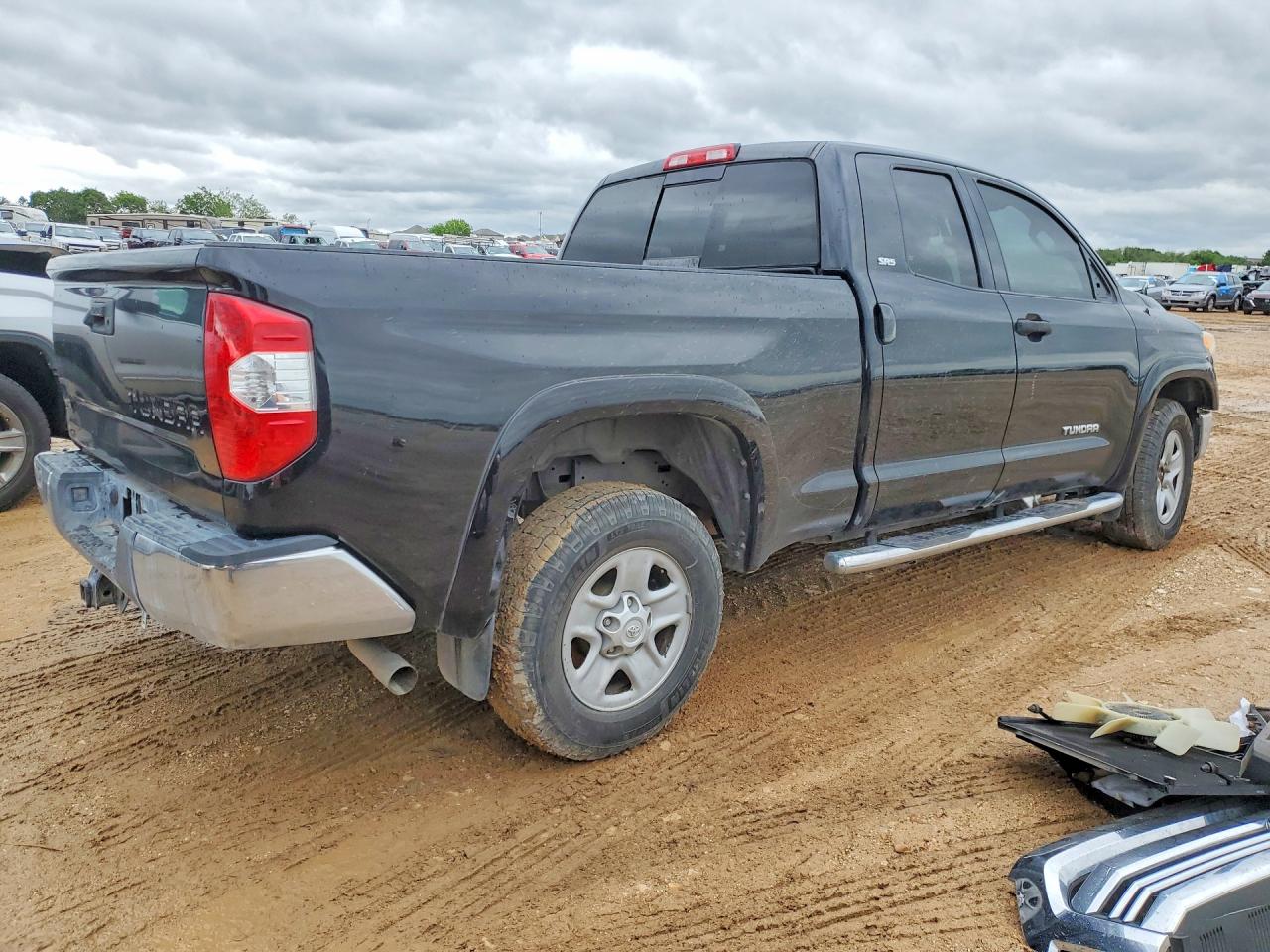 Toyota Tundra Sr5