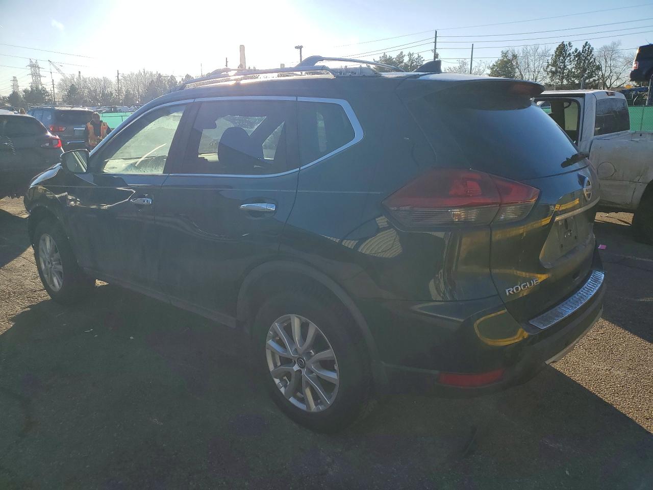 Nissan Rogue S