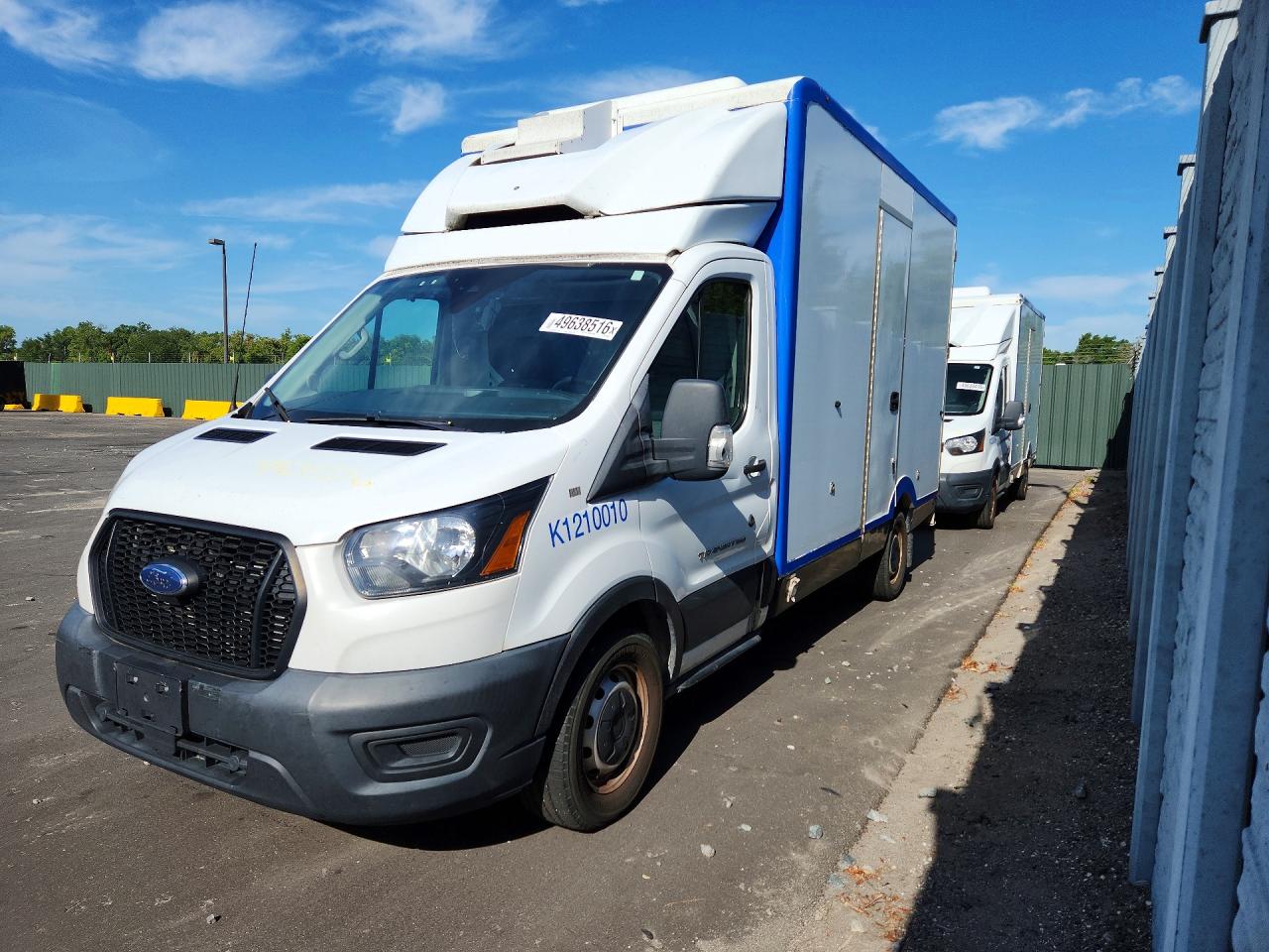 Salvage Ford Transit Image