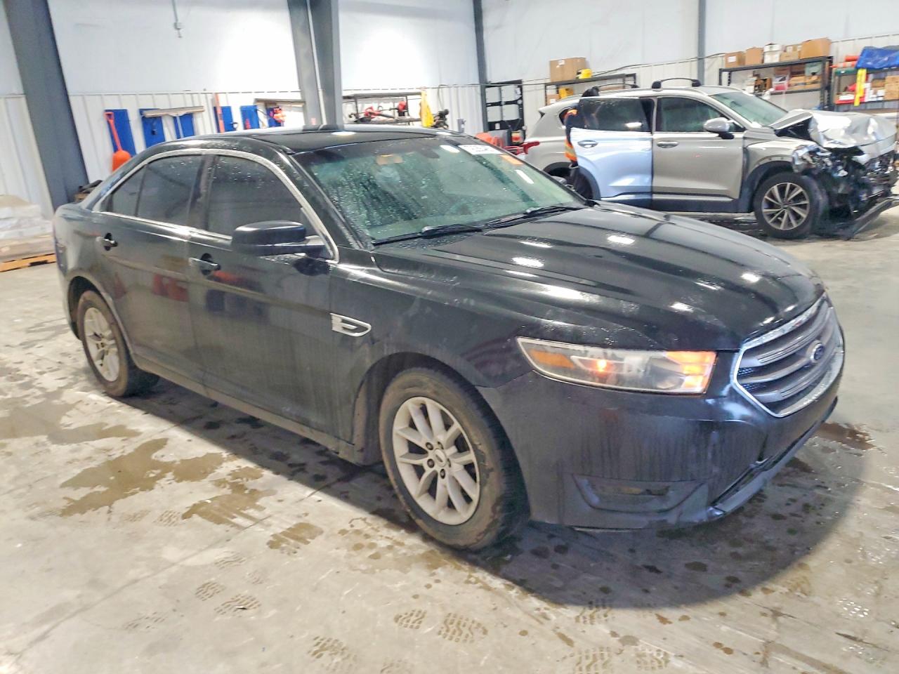 Ford Taurus Se