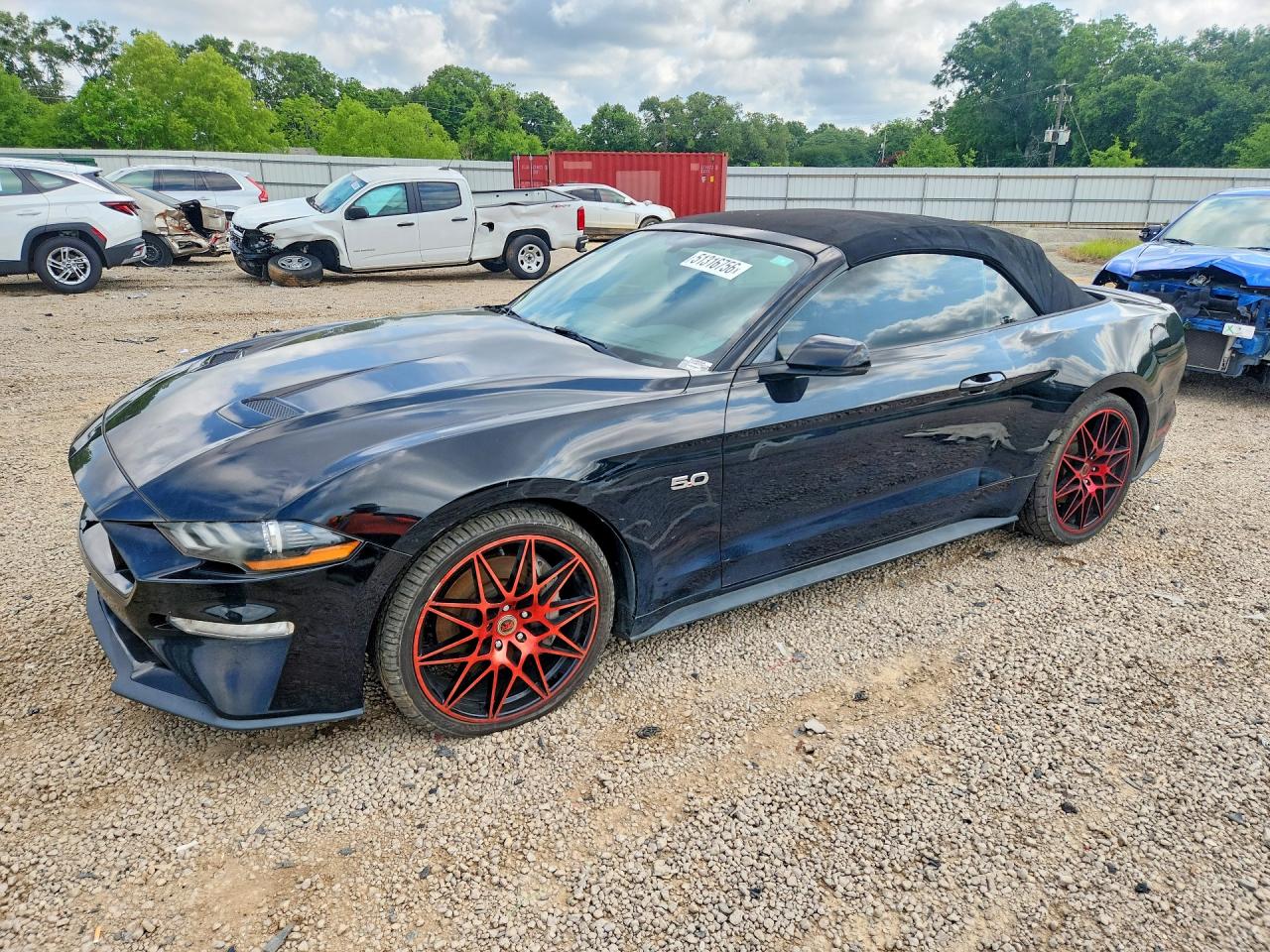 Salvage Ford Mustang Image