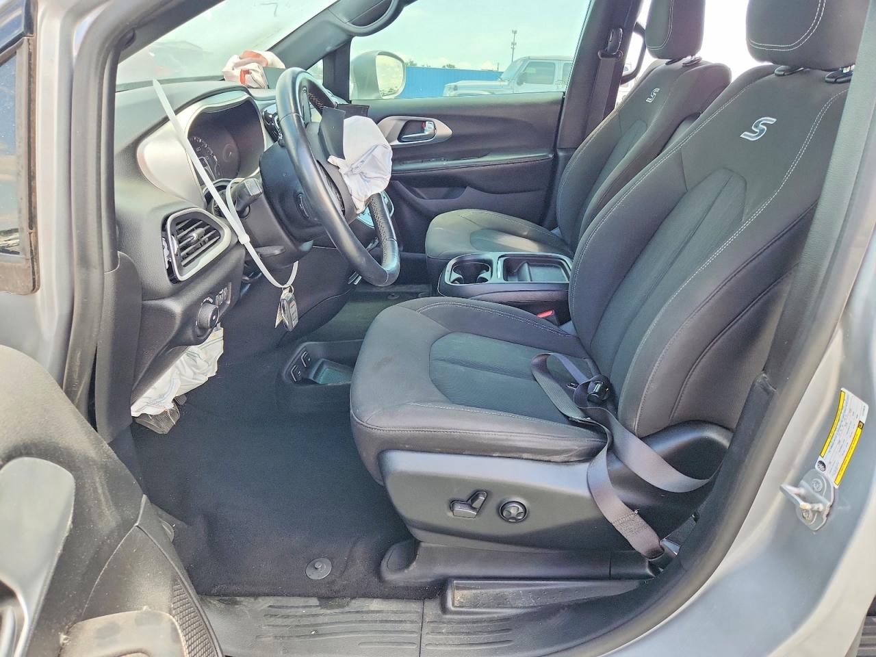 Chrysler Pacifica Touring