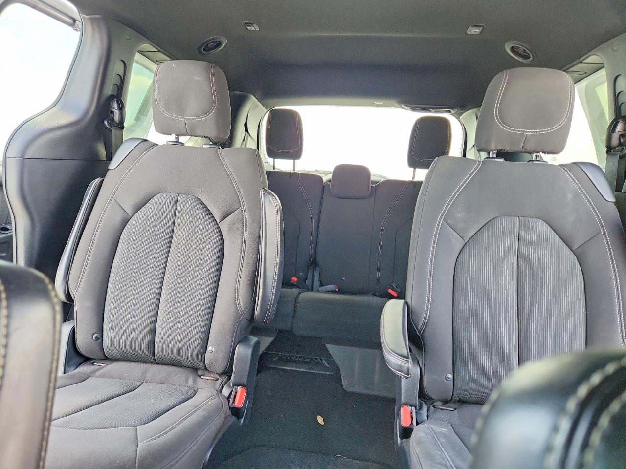 Chrysler Pacifica Touring