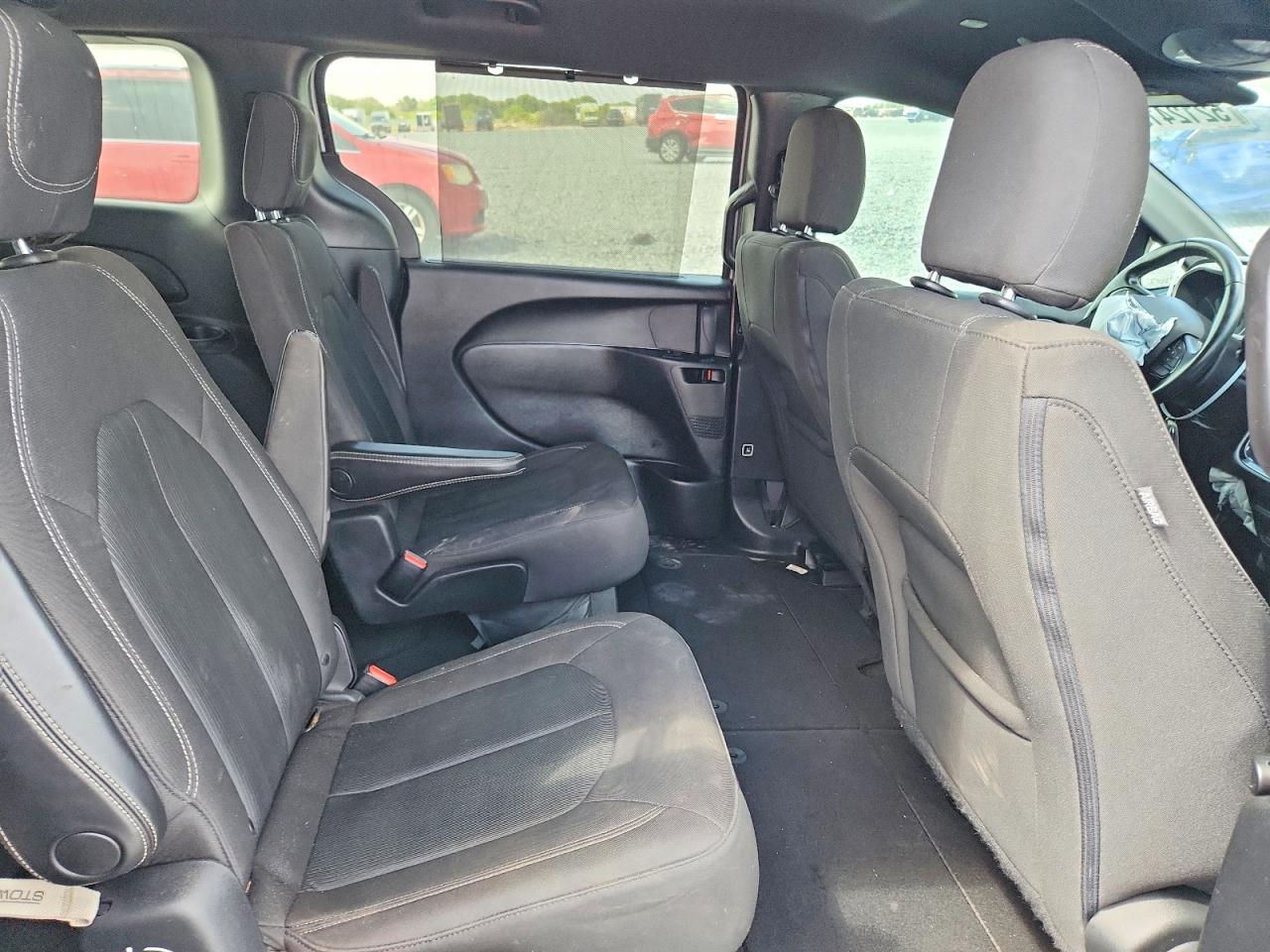 Chrysler Pacifica Touring