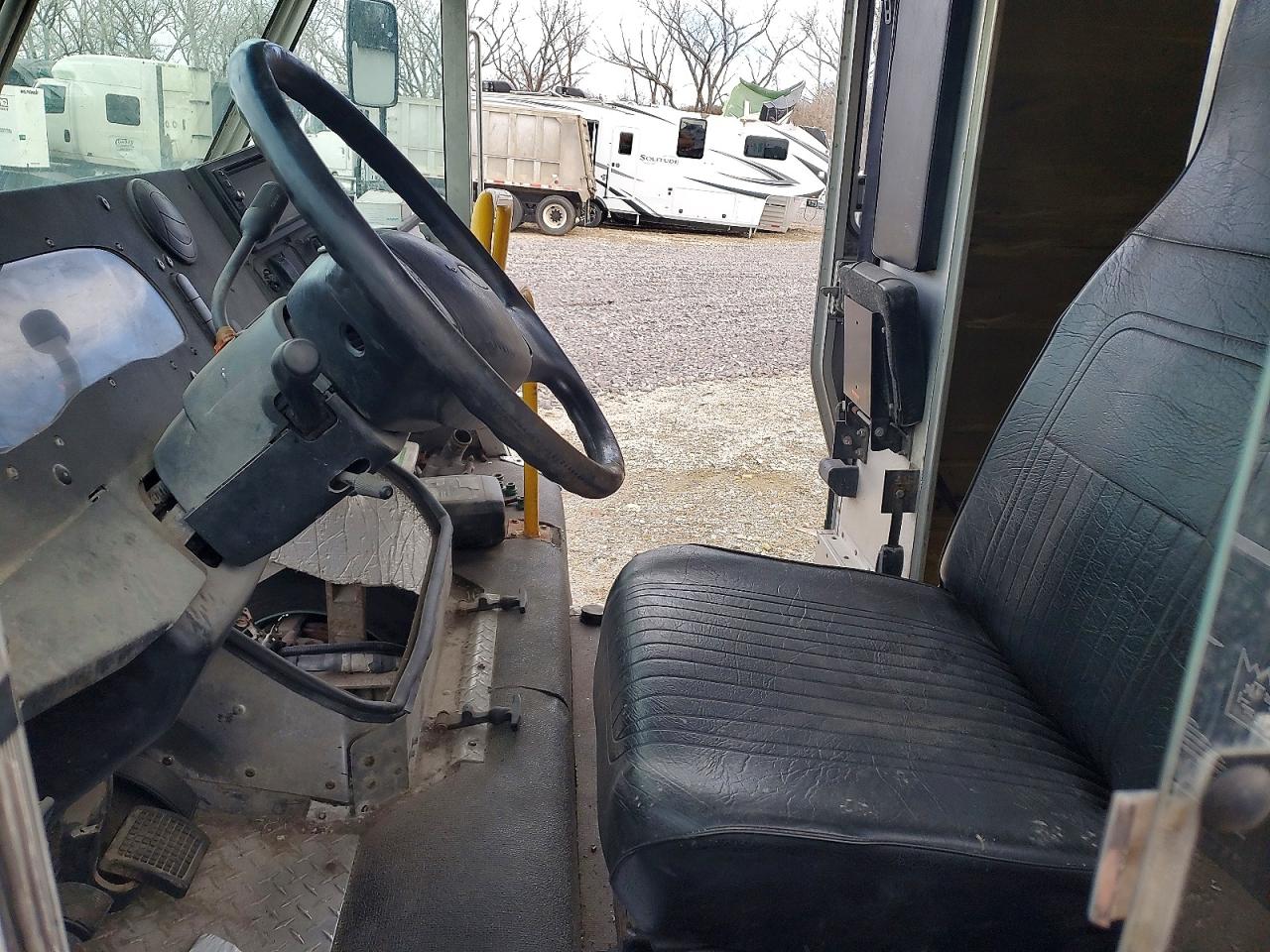 Ford F59
