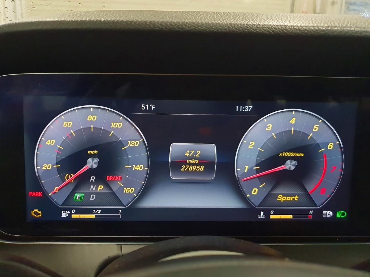 Mercedes-Benz E-Class 400 4matic